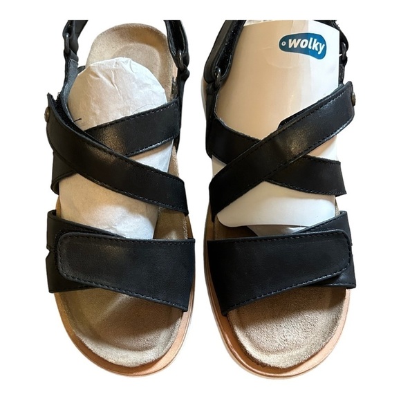 Wolky -Women's Sunstone leather Sandals in black - Picture 5 of 16